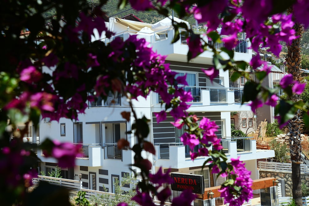 

Milano - Kalkan - Neruda Hotel