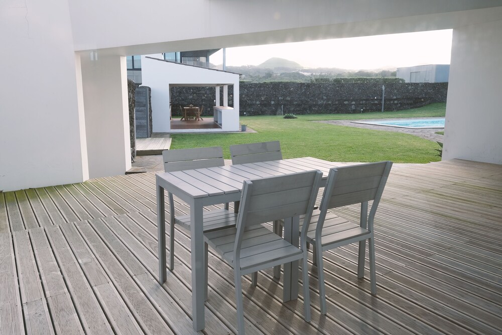 

Roma - Capelas - Sao Vicente Lodge - Atlantic Retreat