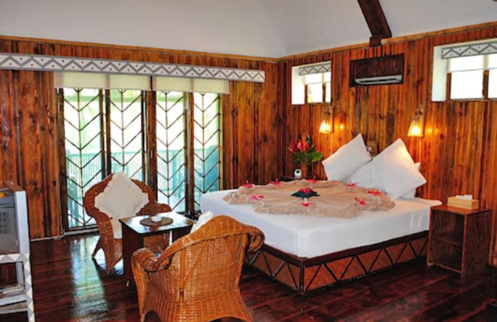 

Milano - Koror - Palau Plantation Resort