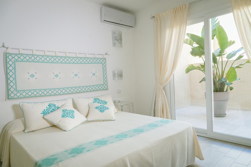 

Bari - Villasimius, Sardegna - Hotel Regina Simius