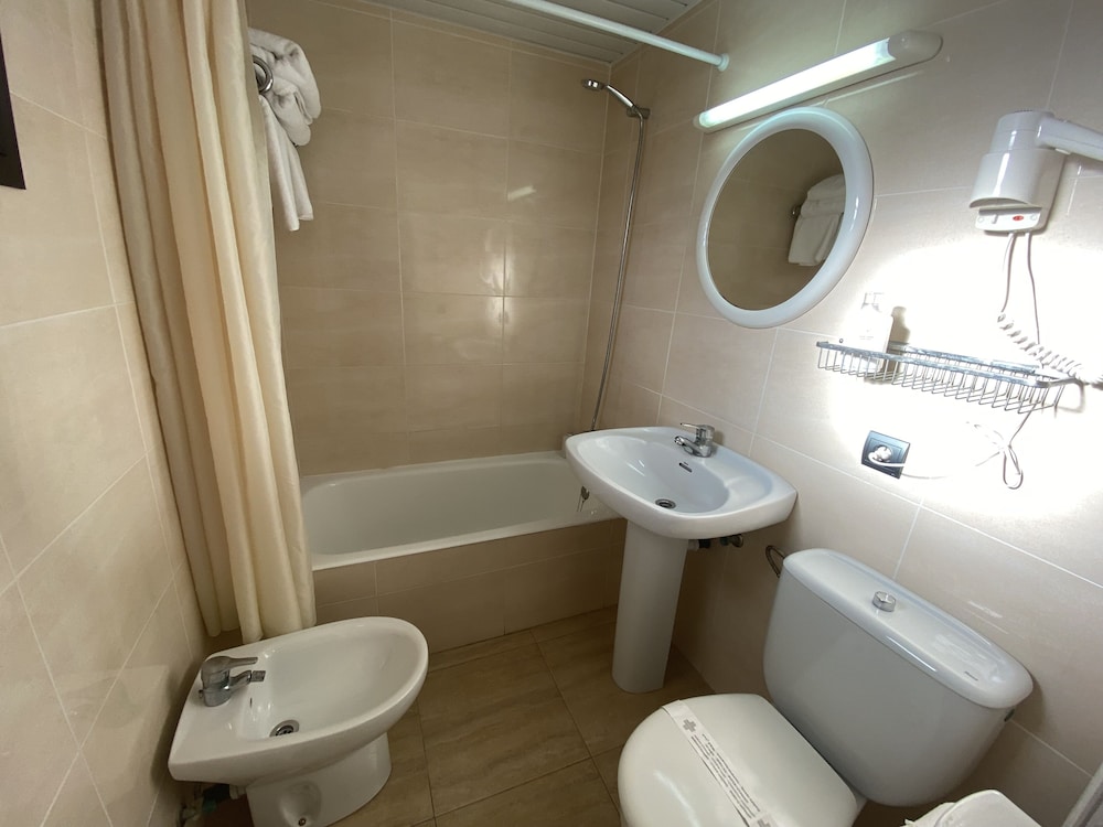 

Genova - Talamanca - Apartamentos Sal Rossa