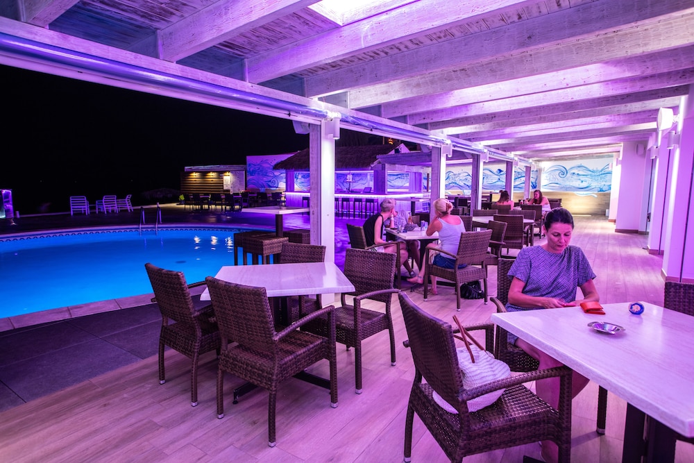 

Bologna - Ibiza città, Ibiza - Apartamentos Sal Rossa
