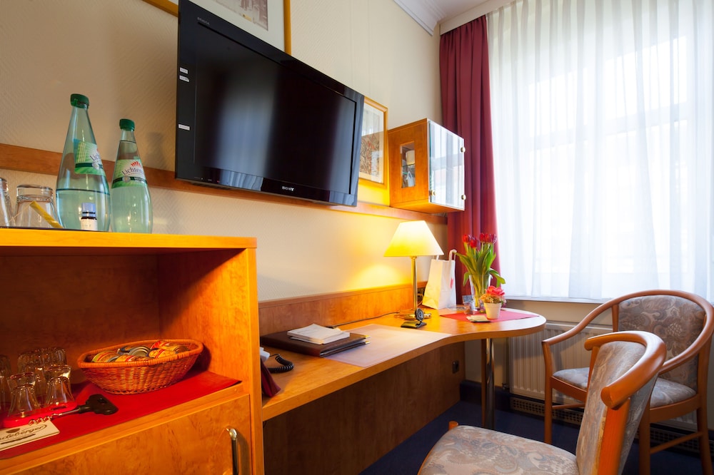 

Milano - Berlin-Tegel - Hotel Kastanienhof