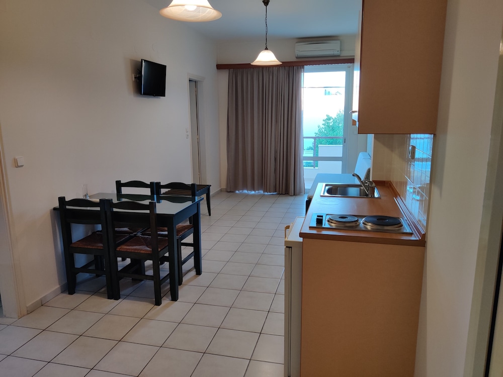 

Bologna - Rethymno - Zannis Hotel