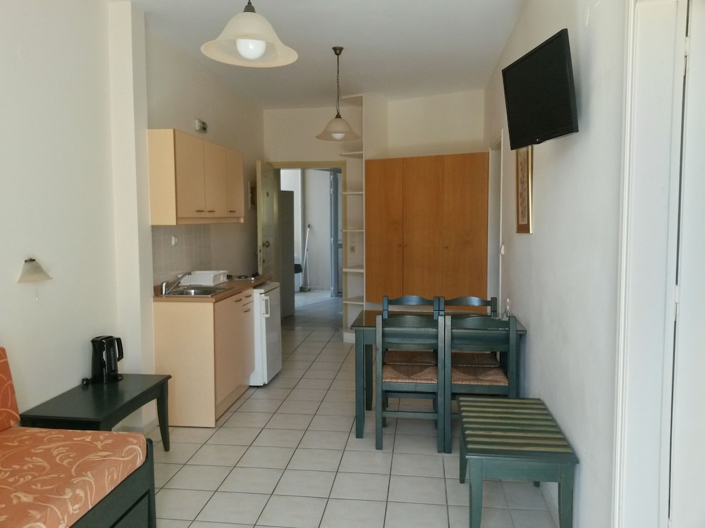 

Roma - Rethymno - Zannis Hotel
