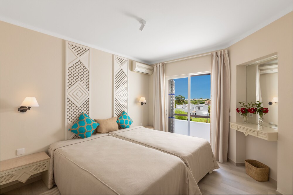 

Milano - Galé - Clube Albufeira Garden Village