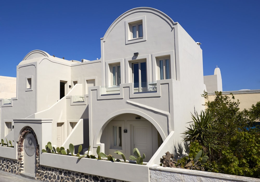 

Bologna - Santorini, Isole Greche - Fileria Suites