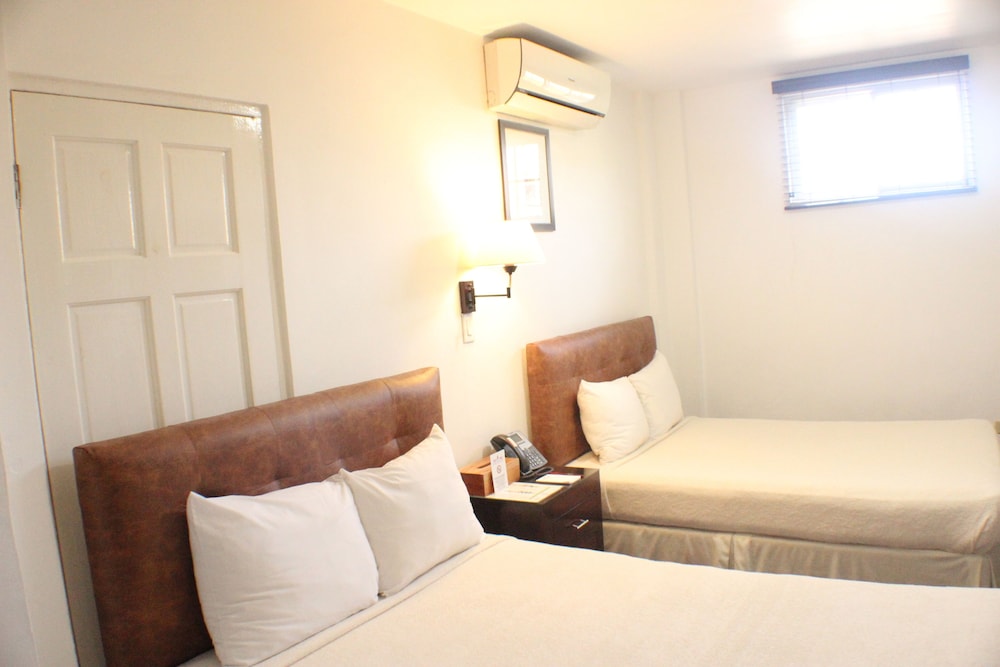 

Bologna - Montego Bay - Altamont West Hotel