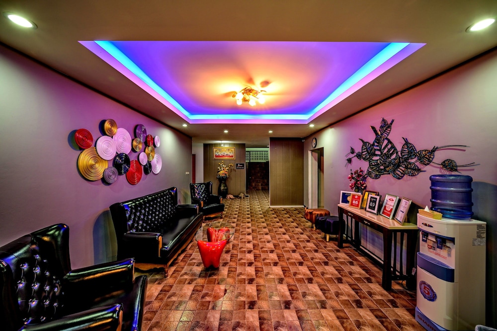 

Roma - Mai Khao Beach - Naiyang Place - Phuket Airport