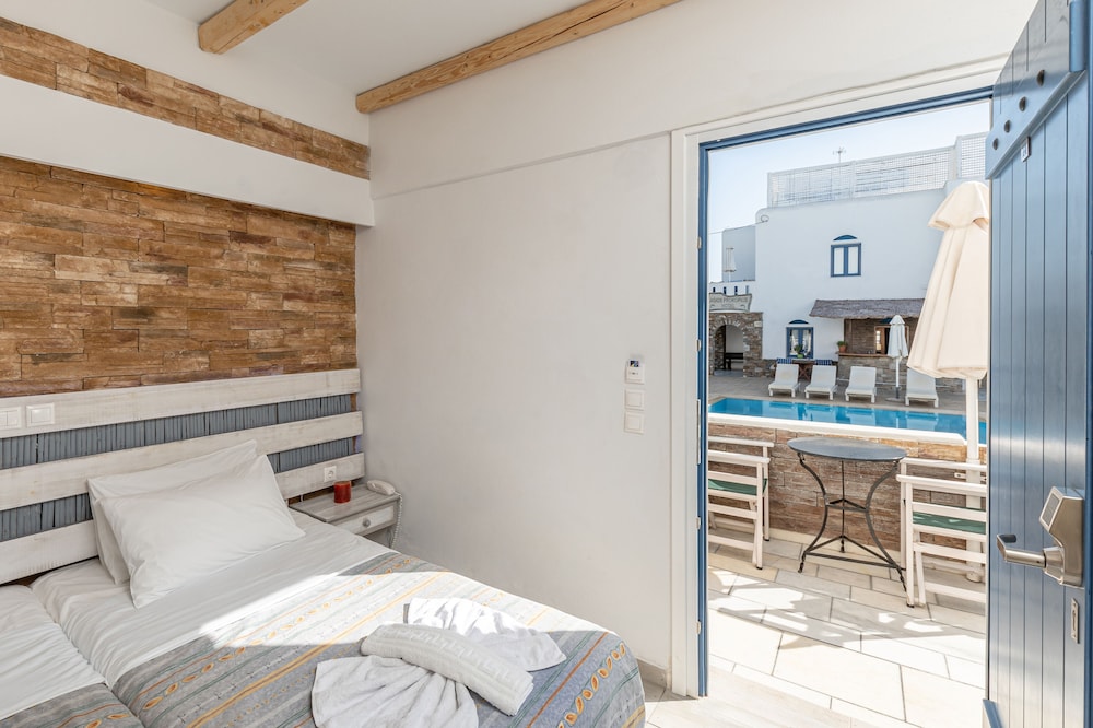 

Roma - Naxos, Isole Greche - Agios Prokopios Hotel