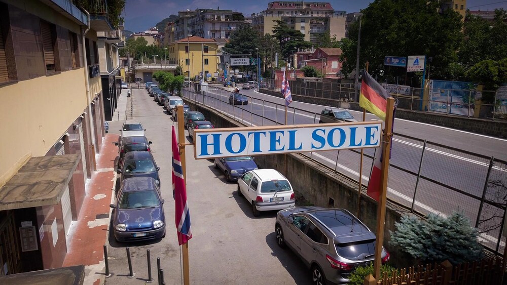 

Milano - Cava deʼ Tirreni - Hotel Sole