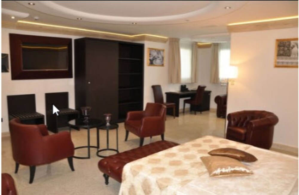 

Venezia - Manduria - BHB Hotel