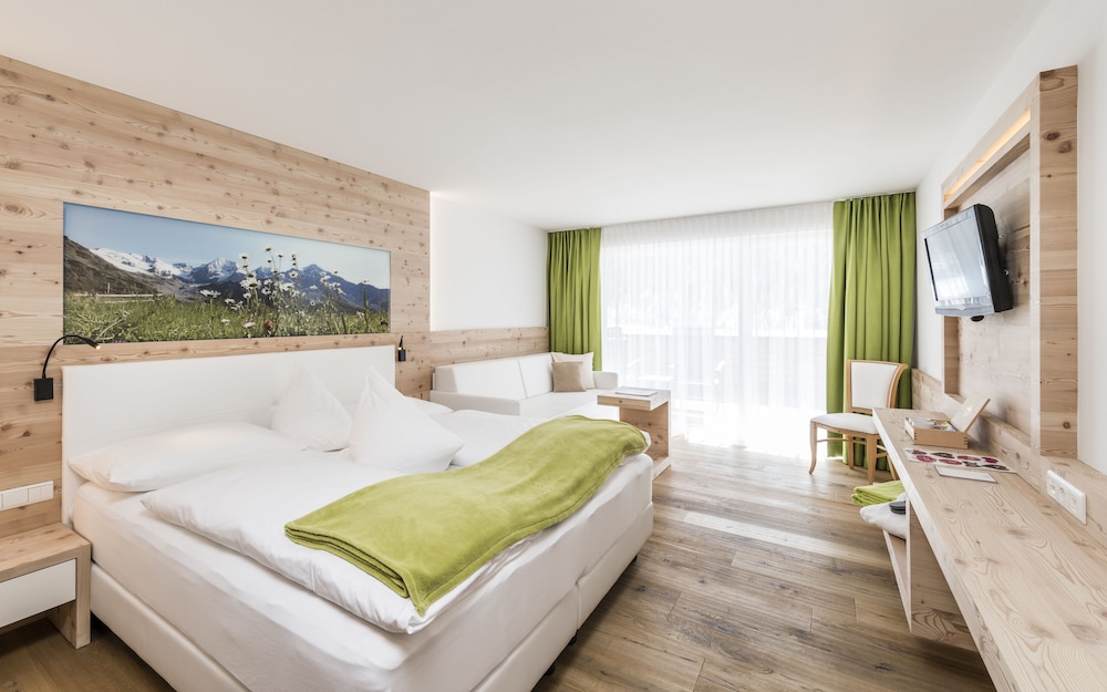 

Bari - Solda - Paradies Pure Mountain Resort