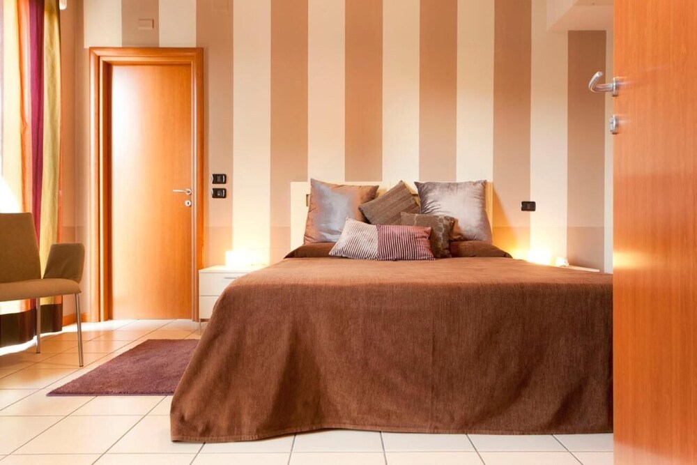 

Roma - Nizza Monferrato - Agorà Hotel