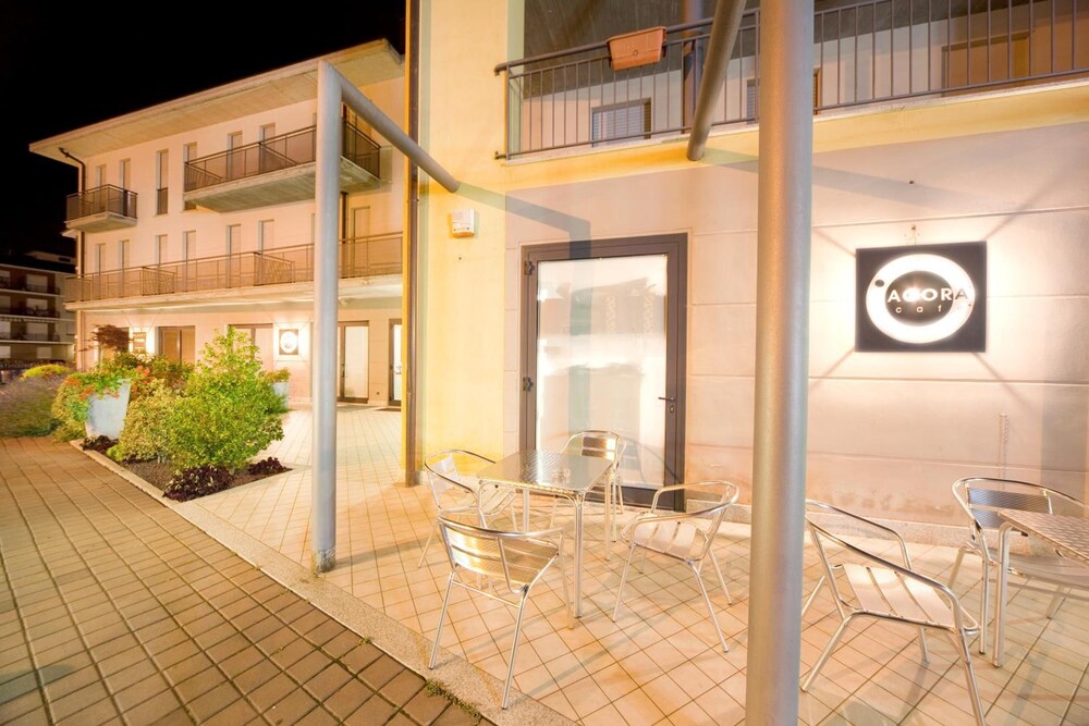 

Pescara - Santo Stefano Belbo - Agorà Hotel