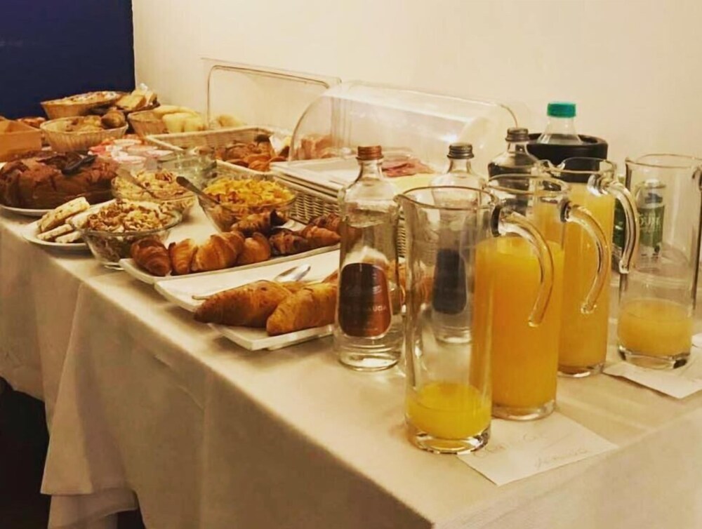 

Genova - Santo Stefano Belbo - Agorà Hotel