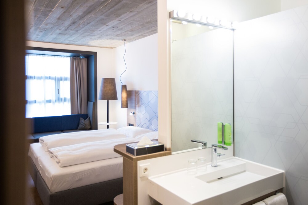 

Venezia - Tirolo, Montagna Austria - arte Hotel Kufstein