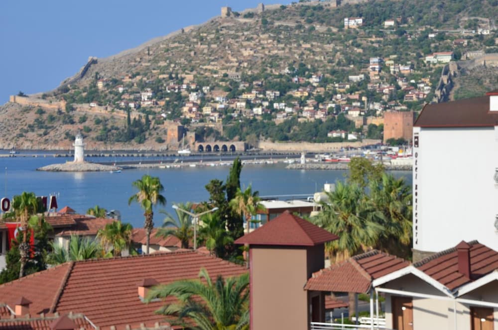 

Milano - Alanya - Maren Beach Apart Hotel
