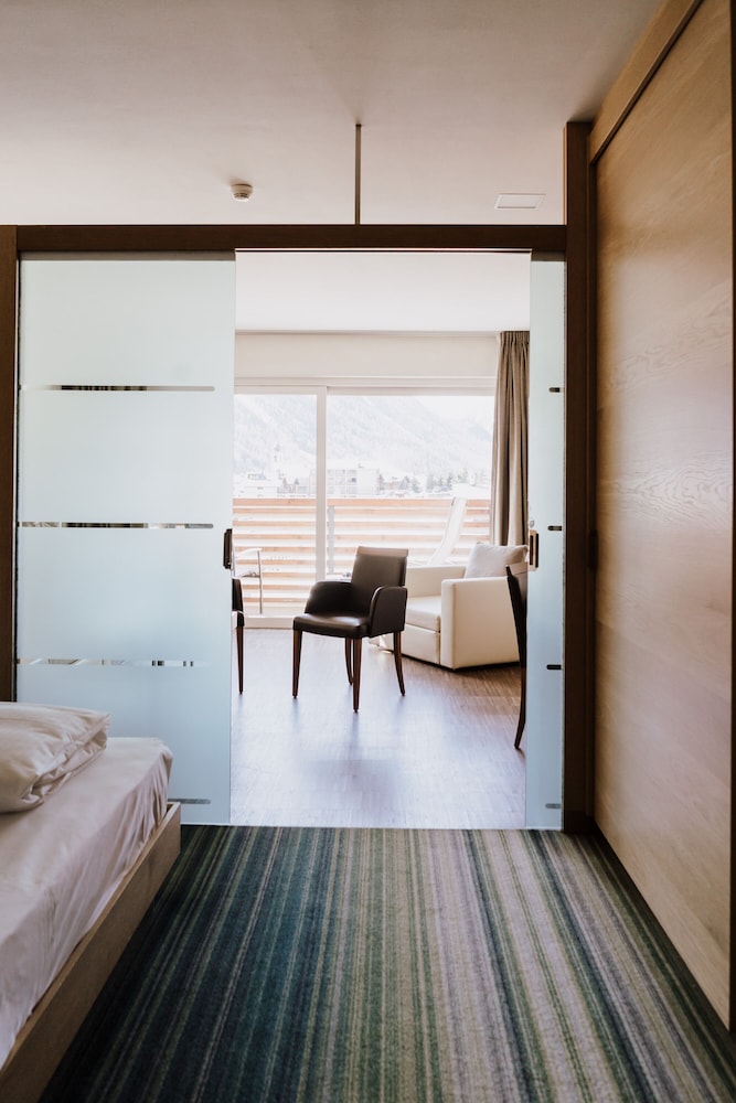

Olbia - Livigno - Hotel Lac Salin Spa & Mountain Resort
