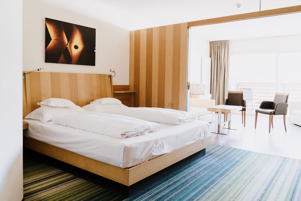 

Olbia - Livigno - Hotel Lac Salin Spa & Mountain Resort
