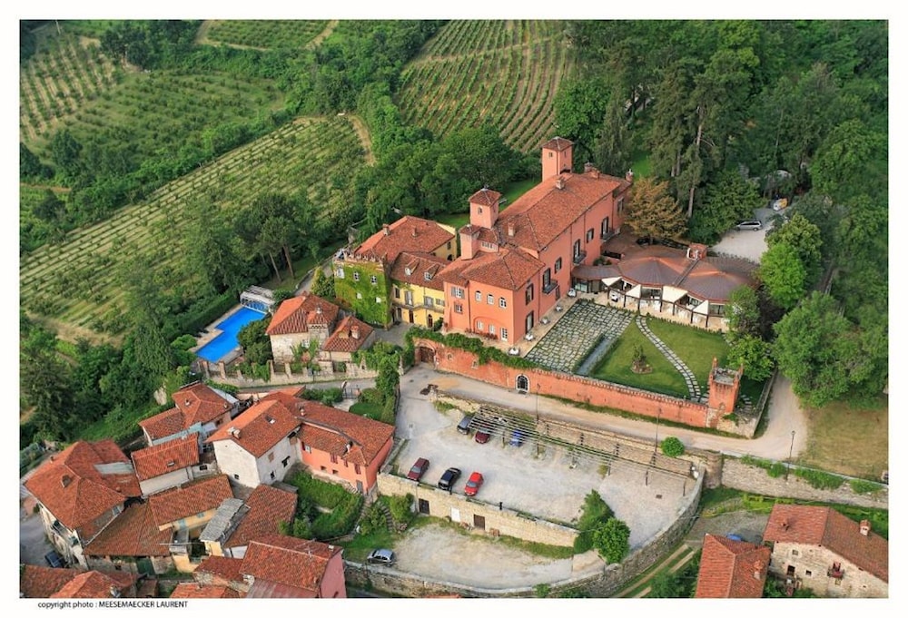 Busca - Castello Rosso