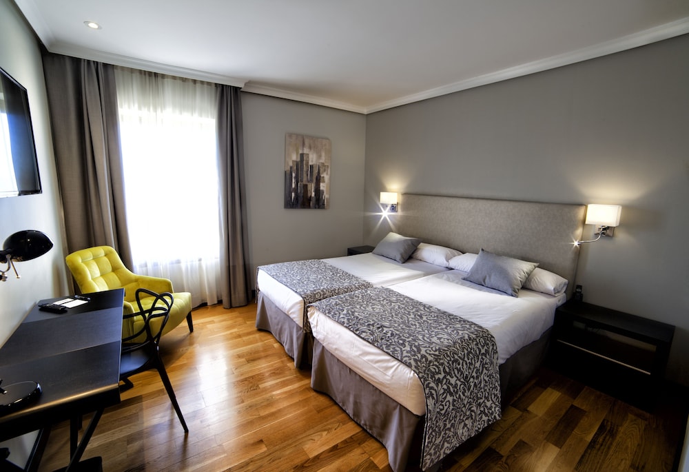 

Milano - Ciudad Real - Hotel Parque Real