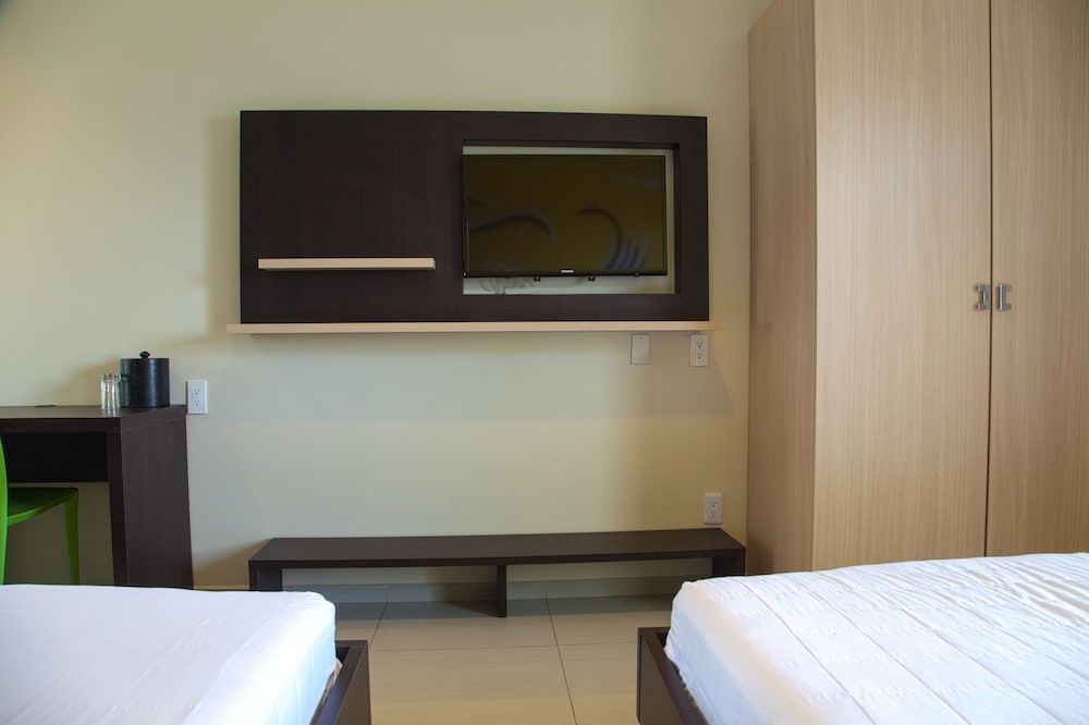 

Bologna - Curacao - Curaçao Airport Hotel
