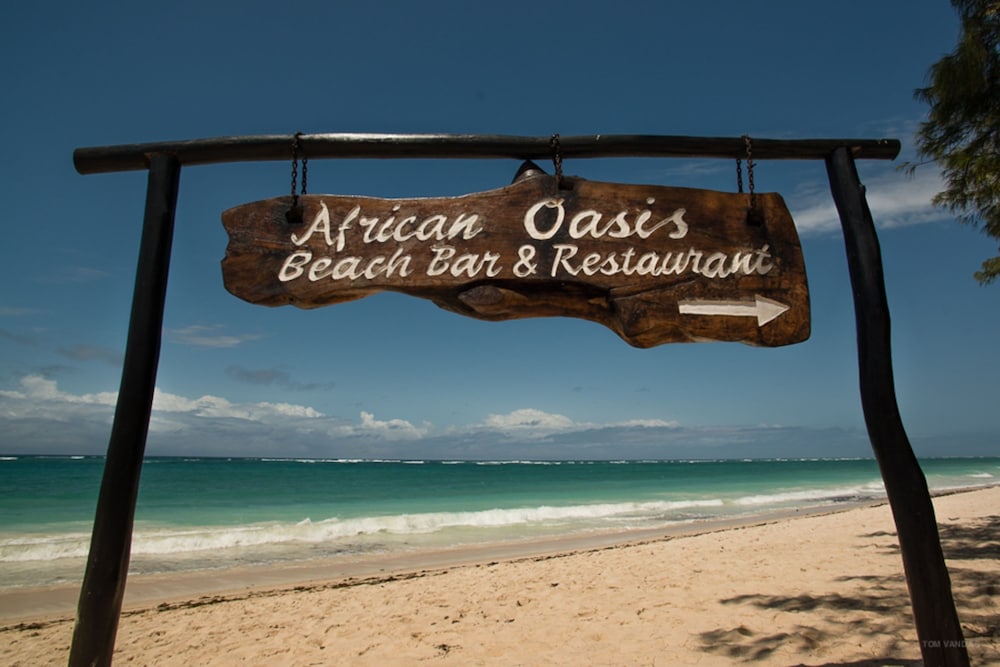 

Napoli - Ukunda - Bahari Dhow Beach Villas