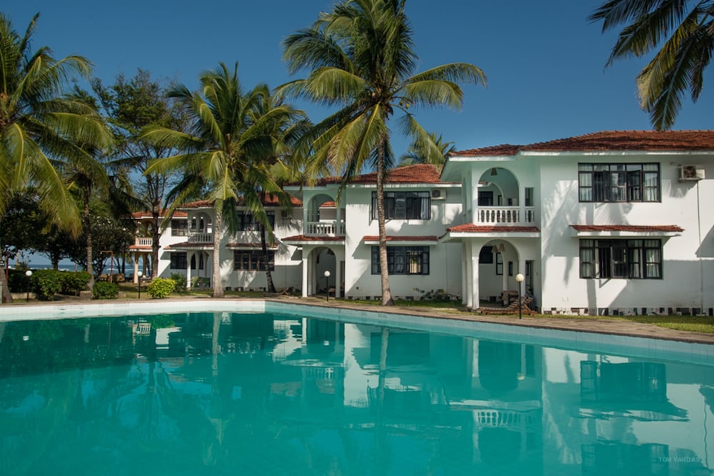 

Bologna - Diani Beach - Bahari Dhow Beach Villas