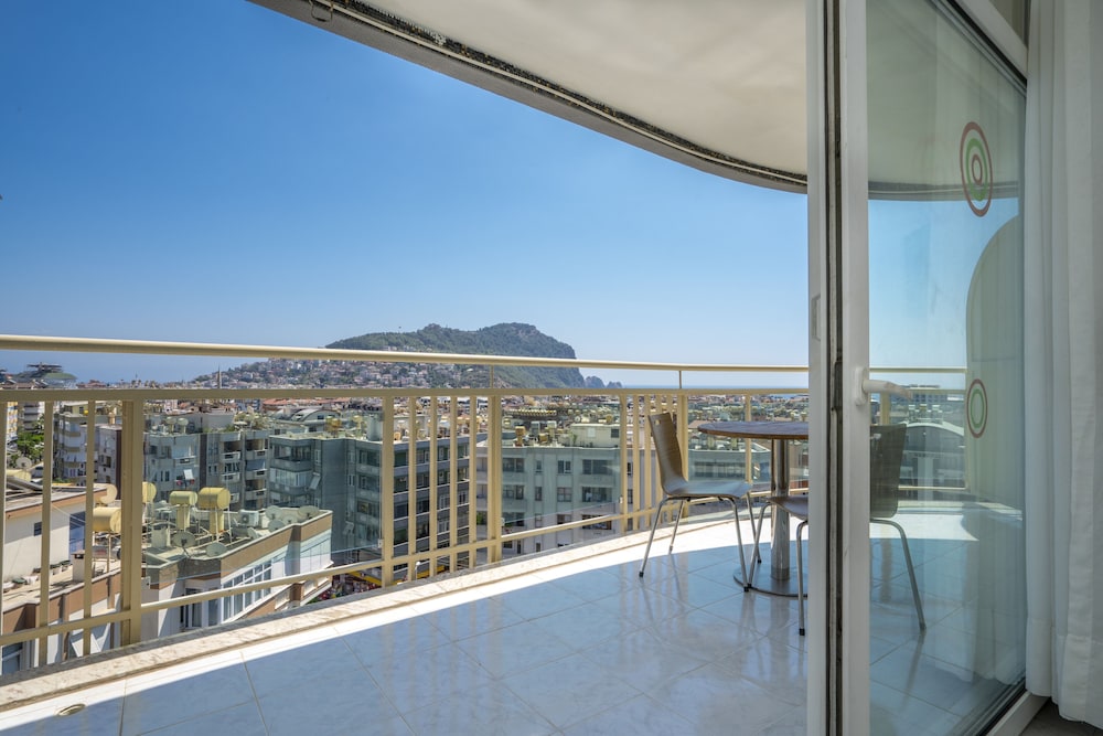 

Milano - Alanya - Carmen Suite Hotel
