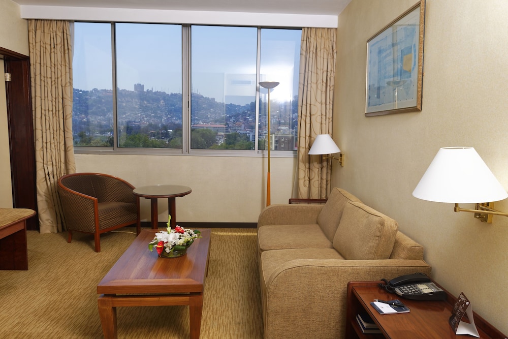 

Milano - Antananarivo - Carlton Hotel