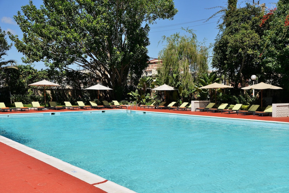 

Milano - Antananarivo - Carlton Hotel