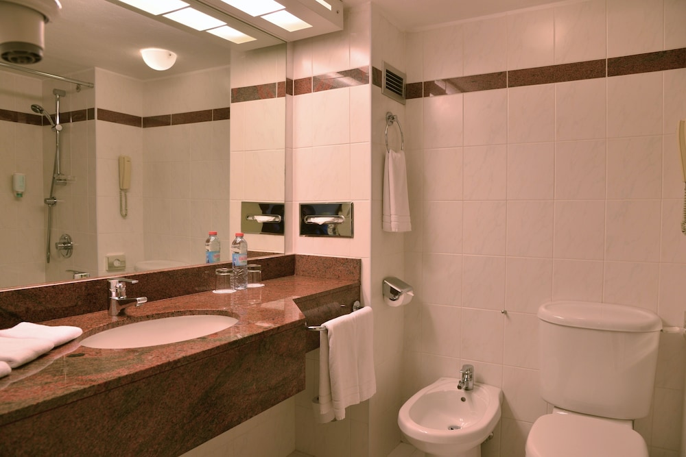 

Roma - Antananarivo - Carlton Hotel