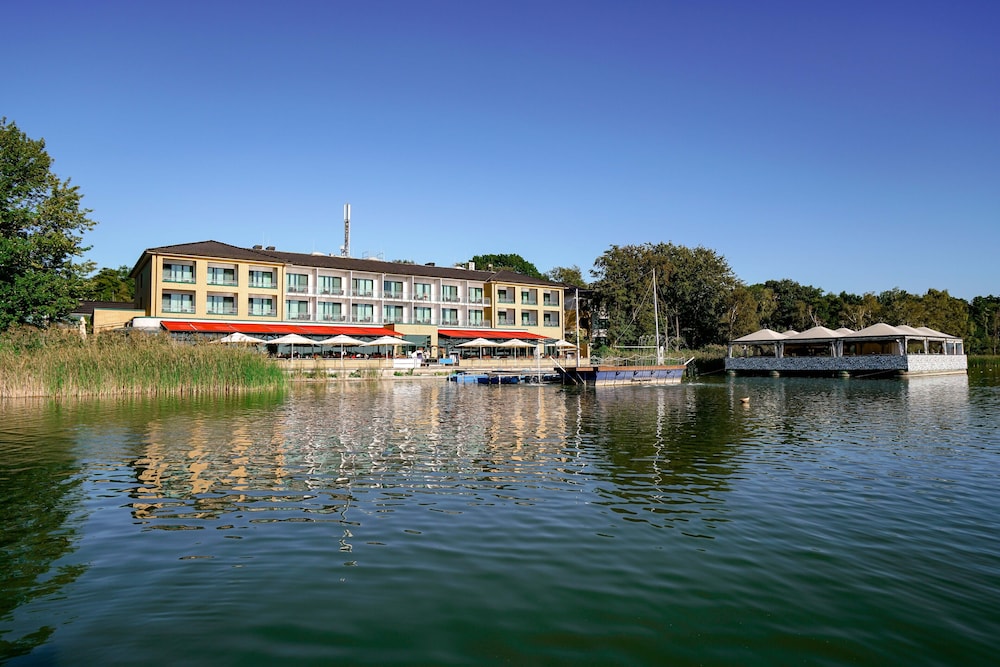 

Napoli - Zossen - Seehotel Berlin-Rangsdorf