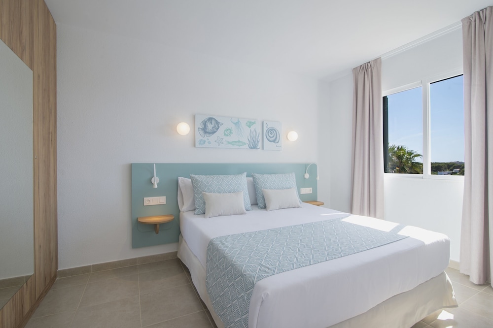 

Bologna - Cala'n Bosch - Pierre & Vacances Menorca Cala Blanes