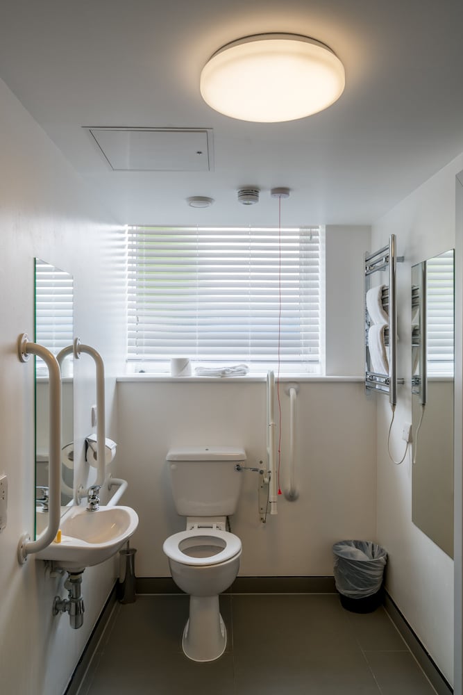 

Pisa - Kingston Upon Thames - Pelican London Hotel and Residence