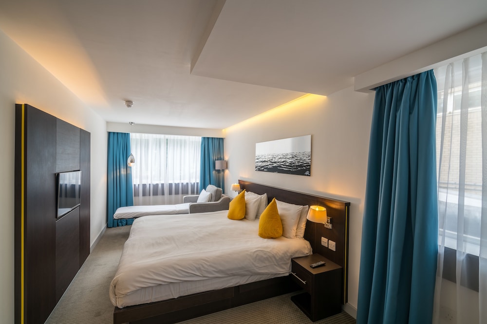 

Roma - Croydon - Pelican London Hotel and Residence