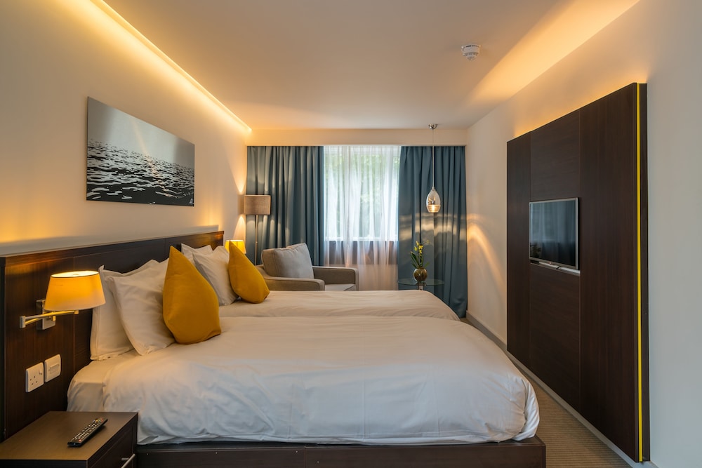 

Napoli - Croydon - Pelican London Hotel and Residence