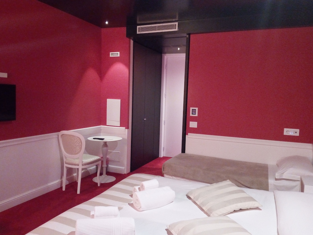

Milano - Modica - San Giorgio Modica Hotel