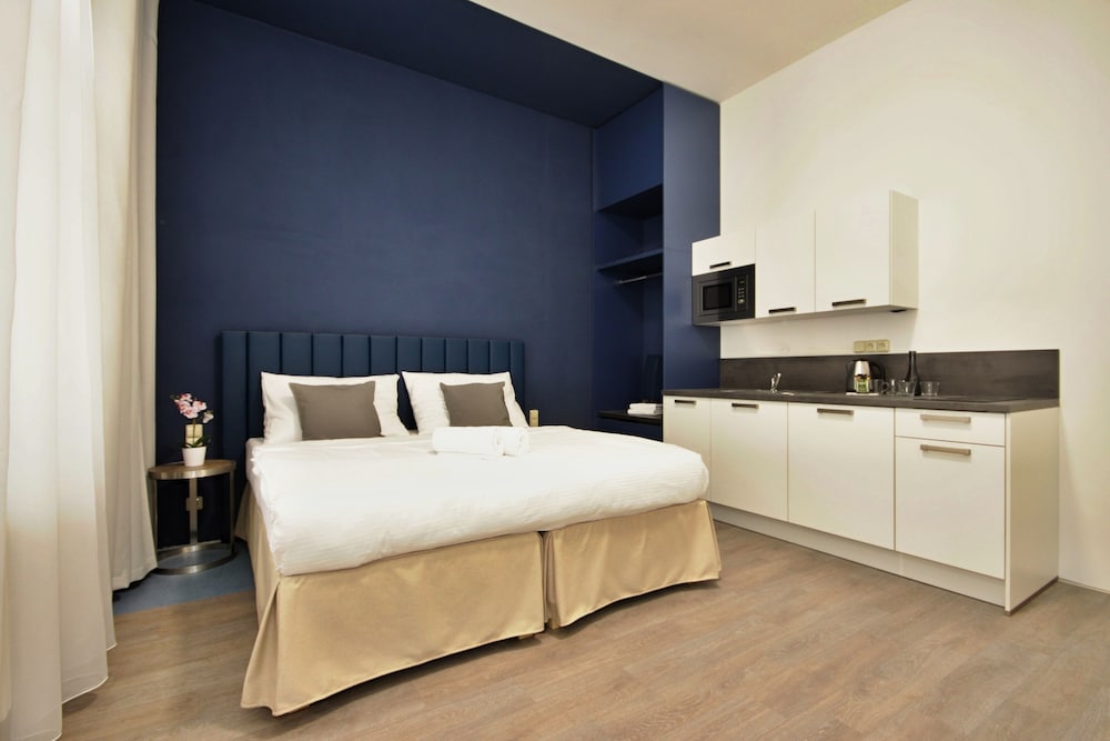 

Roma - Praga - Alveo Suites