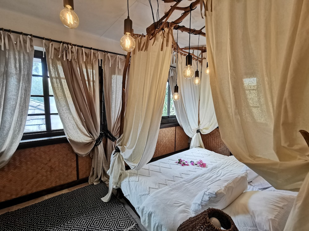 

Bologna - Moorea - Hôtel Fenua Mata'i'oa