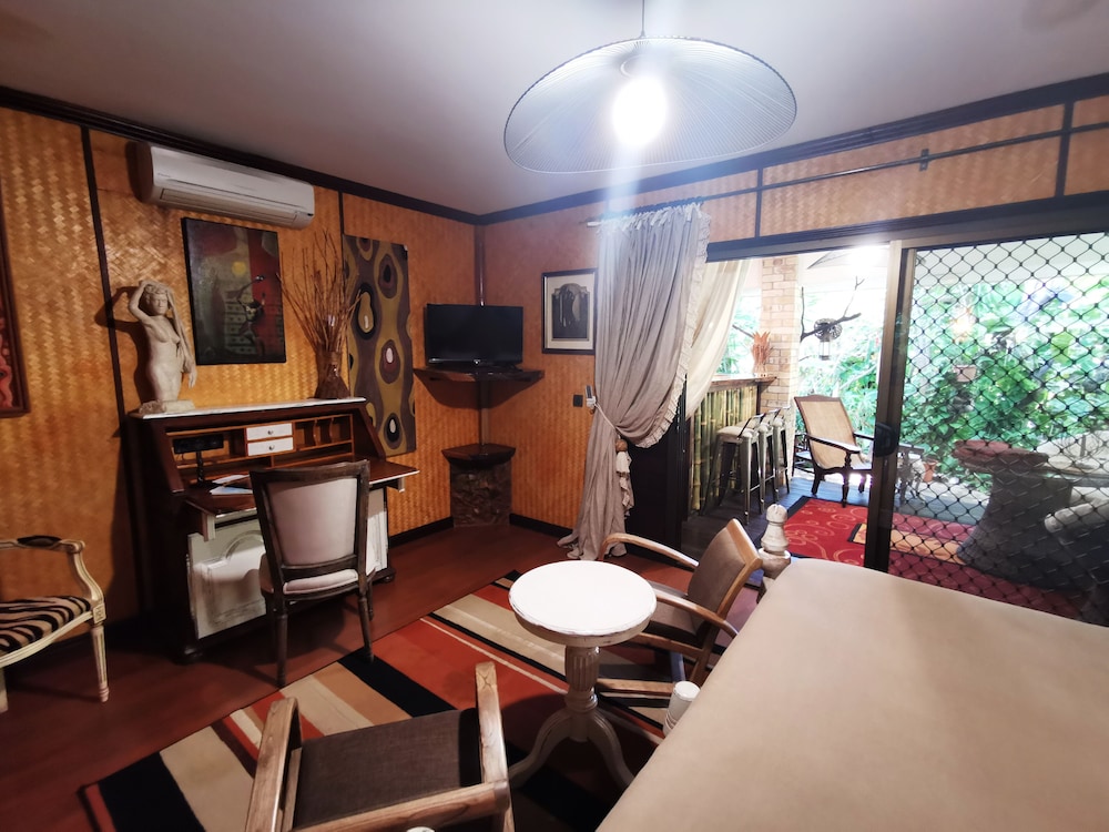 

Palermo - Moorea - Hôtel Fenua Mata'i'oa