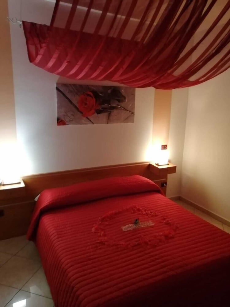 

Milano - Avellino - Royal Hotel Montevergine