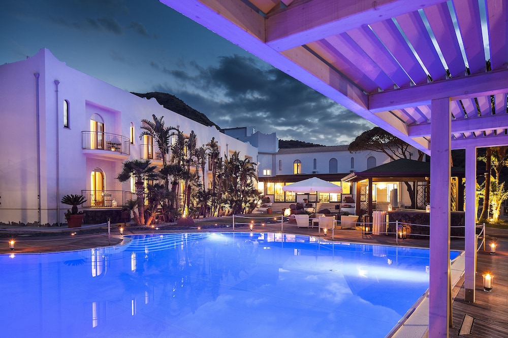 

Verona - Vulcano, Isole Eolie - Hotel Orsa Maggiore