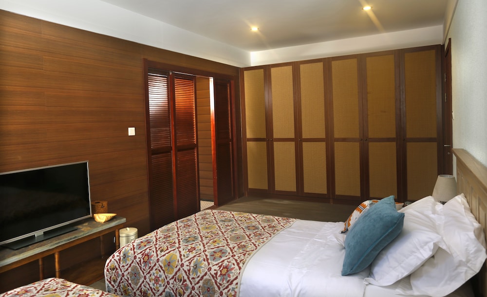 

Roma - Koror - shell villa apartel resort