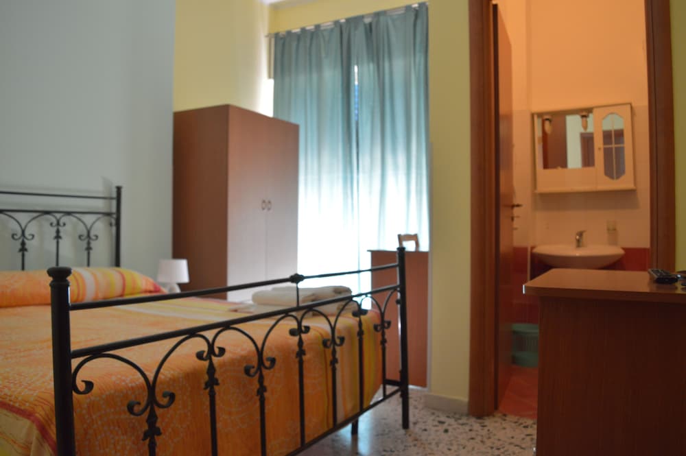 

Napoli - Scalea - B&B Scalea Rooms