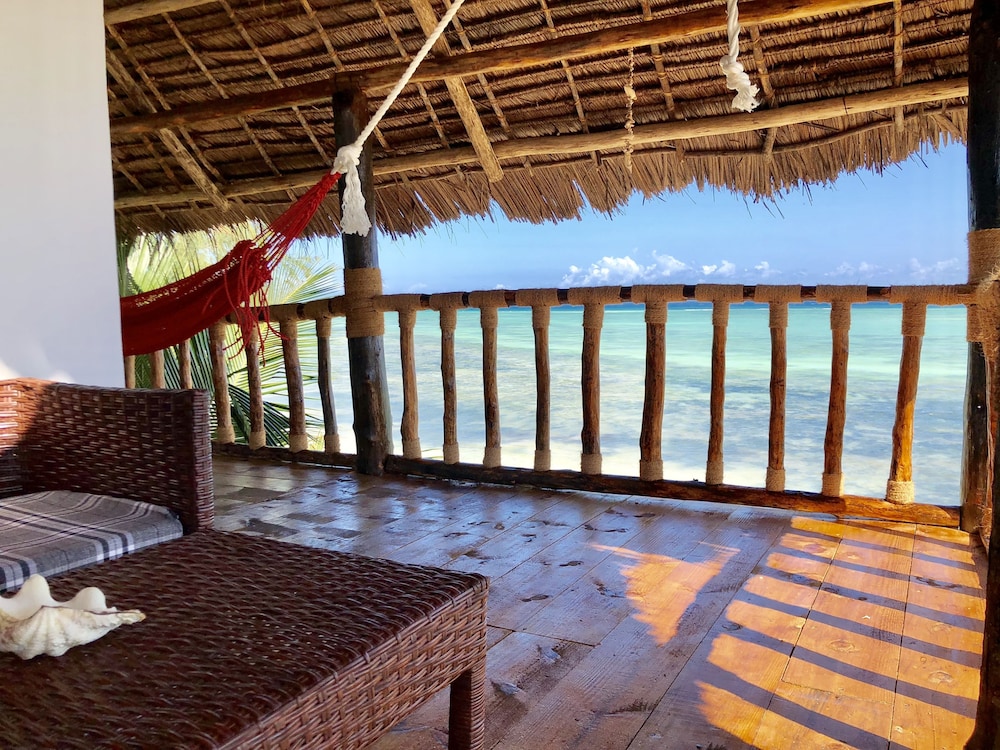 

Roma - Kizimkazi - Promised Land Lodge