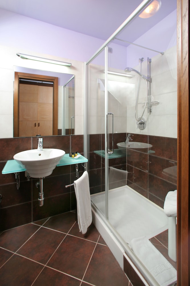 

Perugia - Messina - Regent Beach Hotel & Apartments