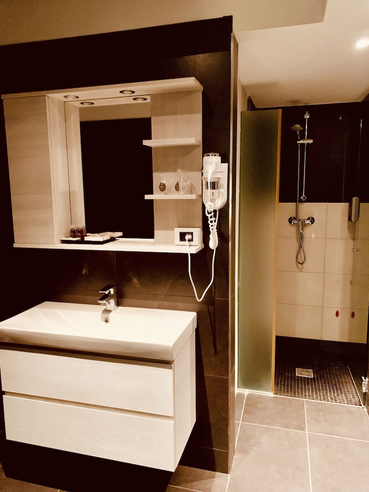 

Catania - Villafranca di Verona - Star Hotel Airport Verona