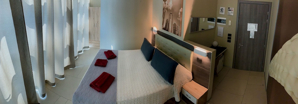 

Bari - Villafranca di Verona - Star Hotel Airport Verona